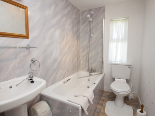 0449-Fieldgate-bathroom-Kilchoman-House 0449-Fieldgate-bathroom-Kilchoman-House