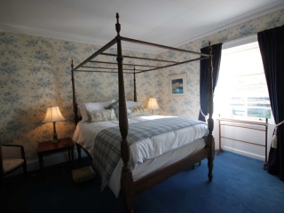 Blue-Bedroom-Kilchoman Blue-Bedroom-Kilchoman