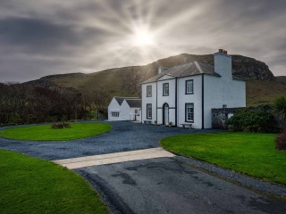 Kilchoman-House-1-1 Kilchoman-House-1-1